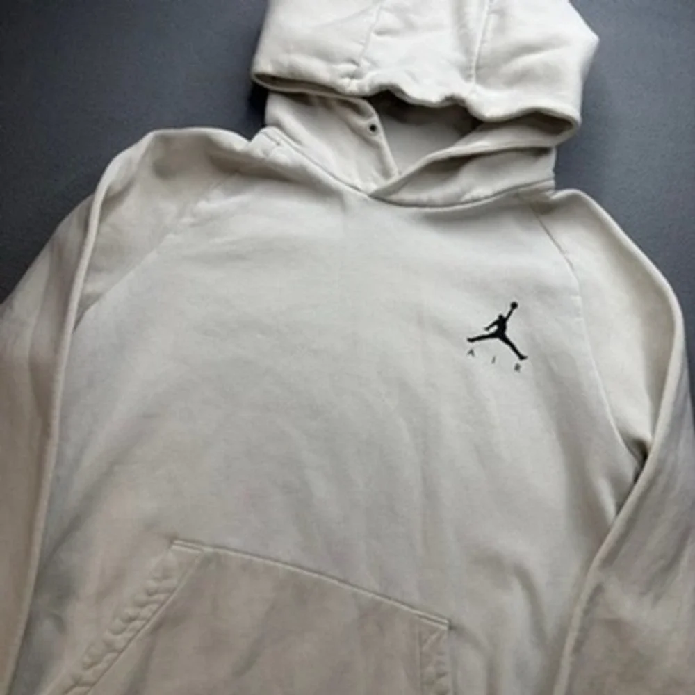 Jordan Jumpman Air Pullover Hoodie Regular Fit L Beige Embroidered Logo Athletic